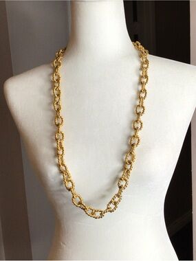 Authentic Kenneth Jay Lane Gold Chunky Twisted Link Chain Long Necklace